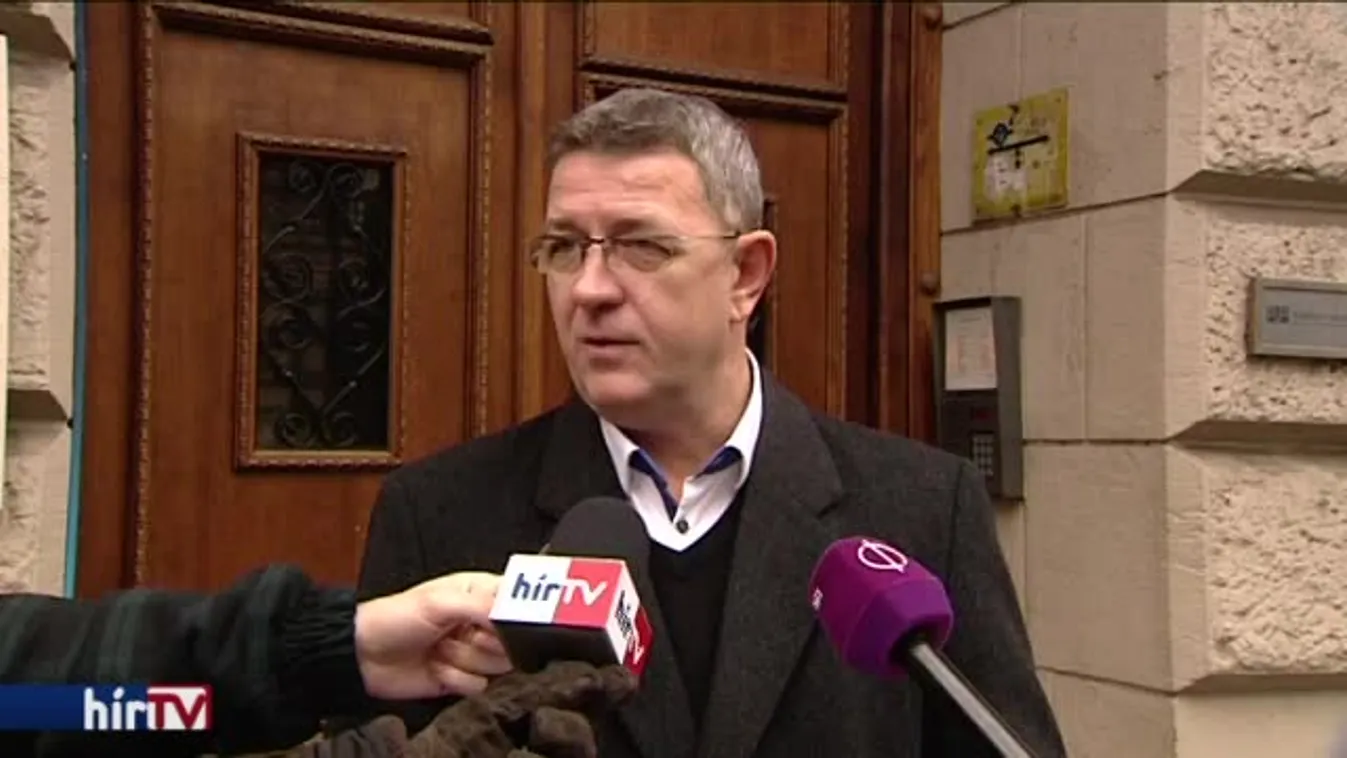 Bejelentést tesz a NAV-nál a Jobbik a turai kastély eladása miatt