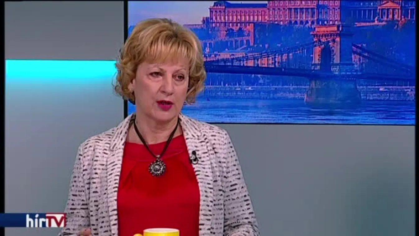 Reggeli járat - Hivatalok végnapjai