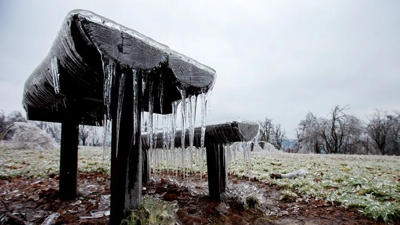 Vigyázat, támad az ónos eső