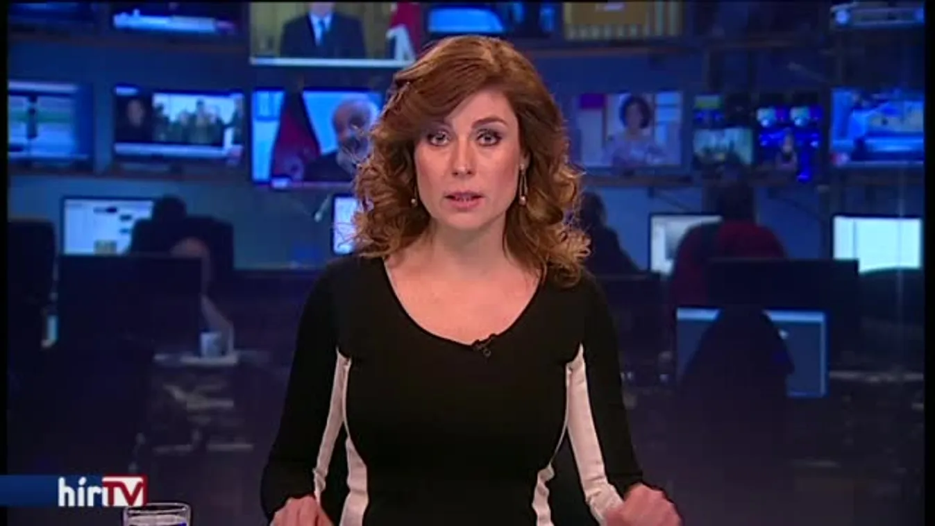 Jobbik: 63 éves kortól járjon az ingyenes utazás