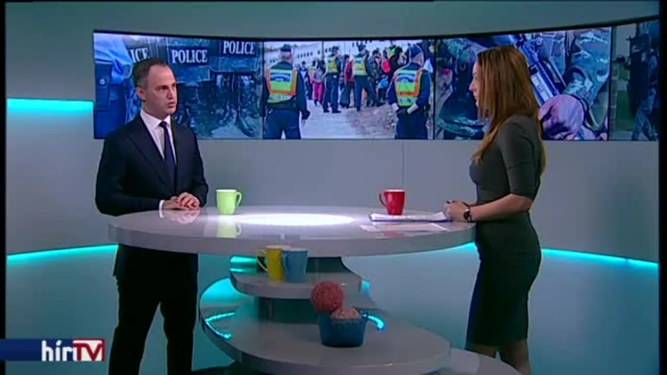 Reggeli járat - Terrorveszélyt kiált a kormány