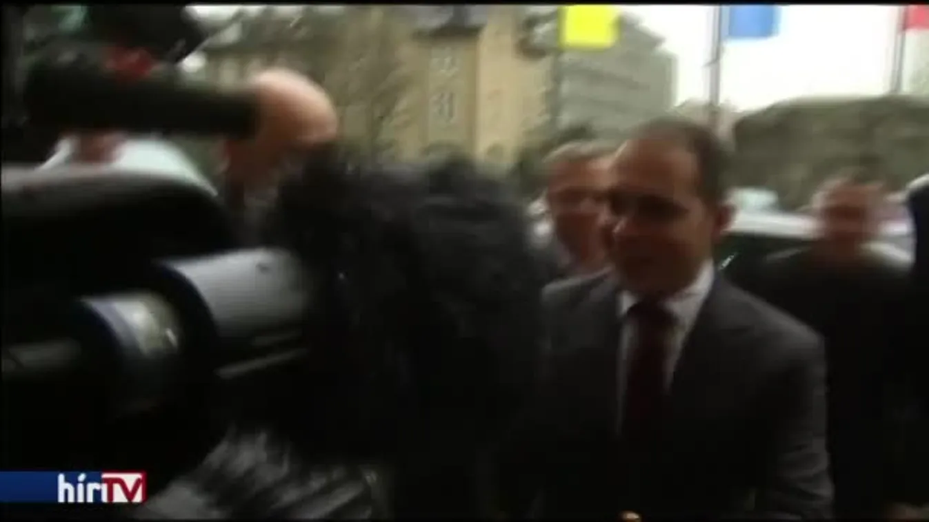 Holnap kiderül, ki lesz Blatter utódja