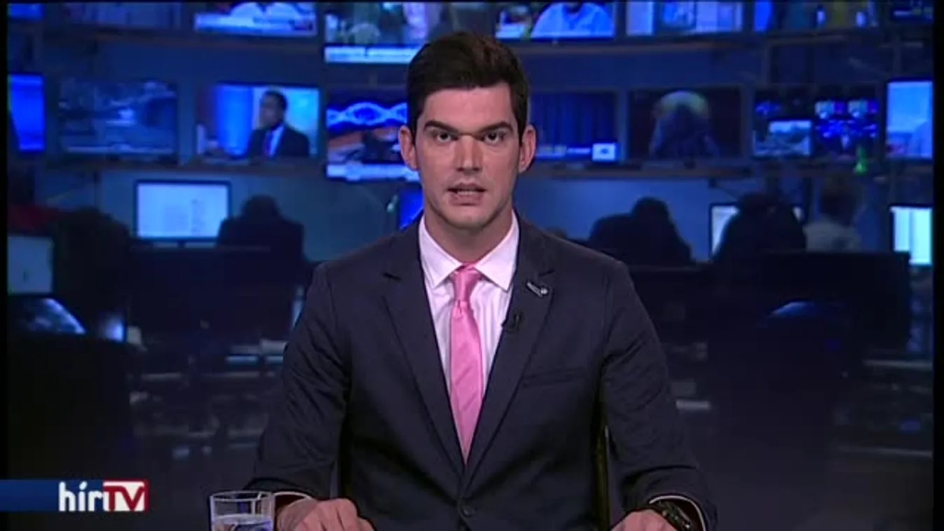 Elevenen égettek halálra embereket