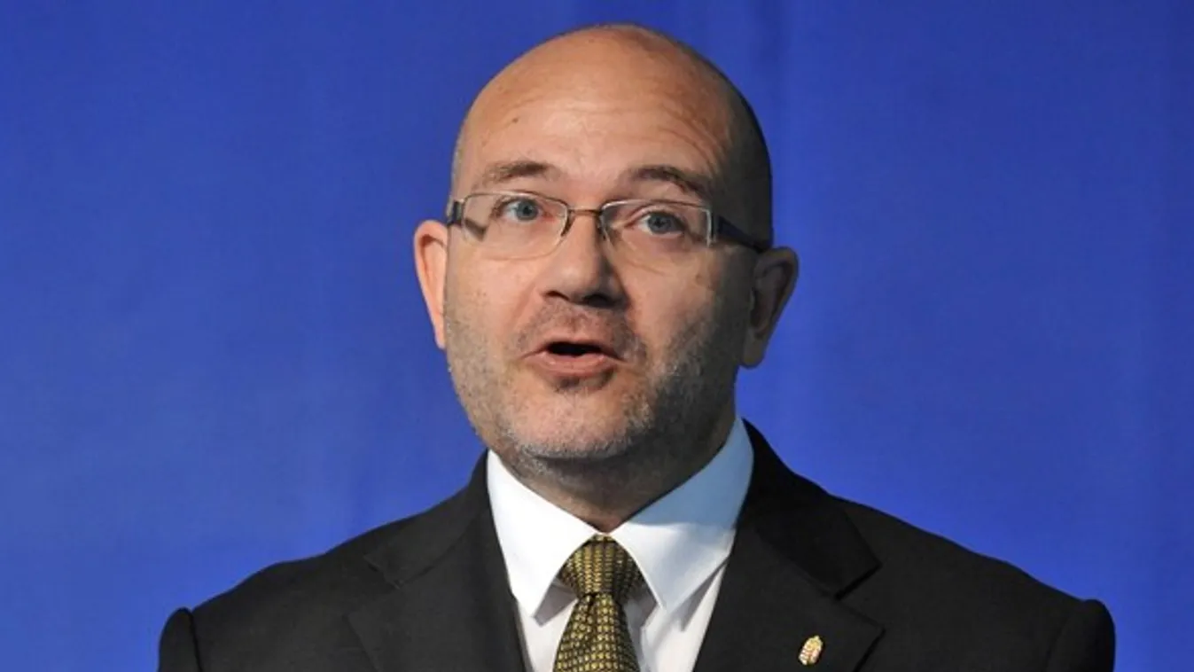 Kerekasztal – Magyarország élőben