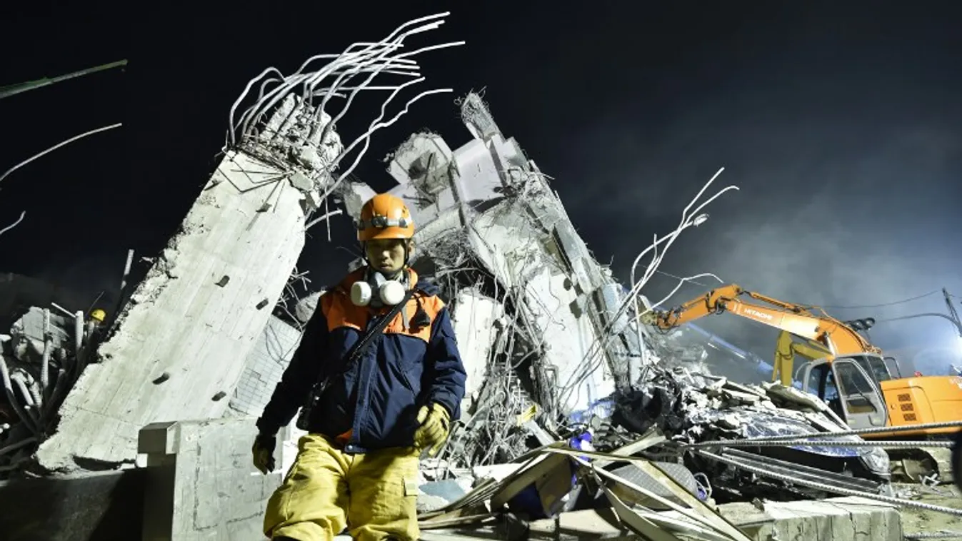 Városnegyedek váltak a földdel egyenlővé a tajvani rengésben