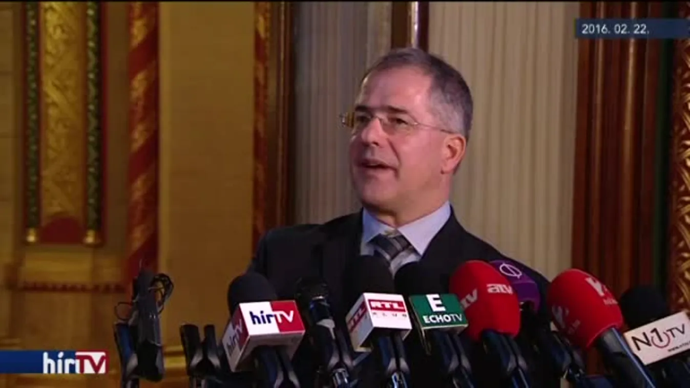 Botrány a választási irodánál: nem ítélték el egyértelműen