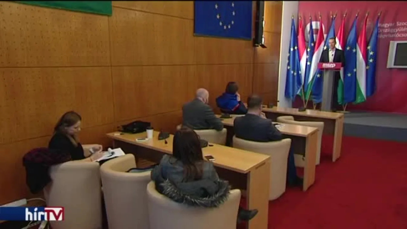 Elvennék a gyilkossággal vádolt képviselők mandátumát