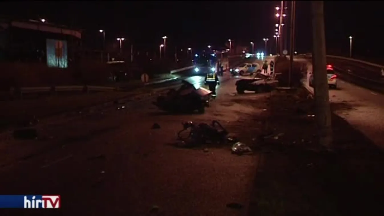 Kettészakadt egy autó Budapesten