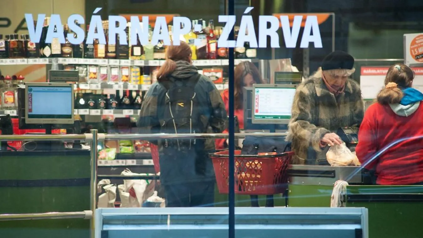 Boltzár: a külföldi multik kerültek helyzetbe