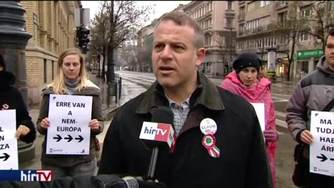 Orbán Viktorba fojtanák a szót