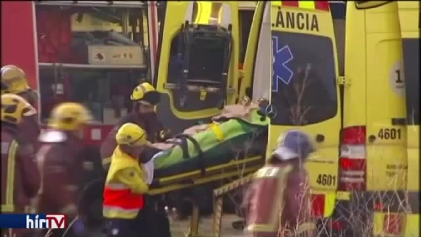 Tizenhárom diák vesztette életét egy buszbalesetben