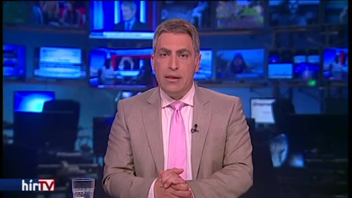 Vontatóautóval ütközött az Iron Maiden turnégépe