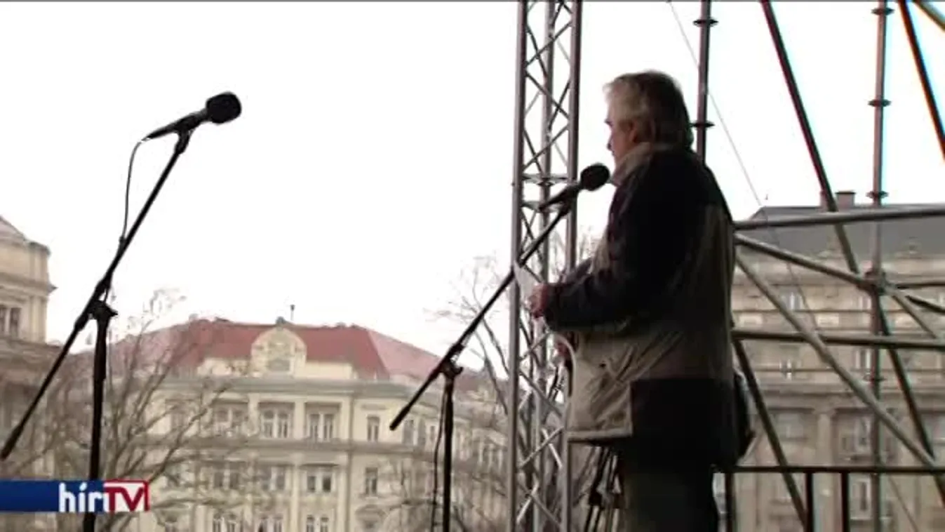 Migránsokhoz hasonlította pedagógusokat a Fidesz alelnöke