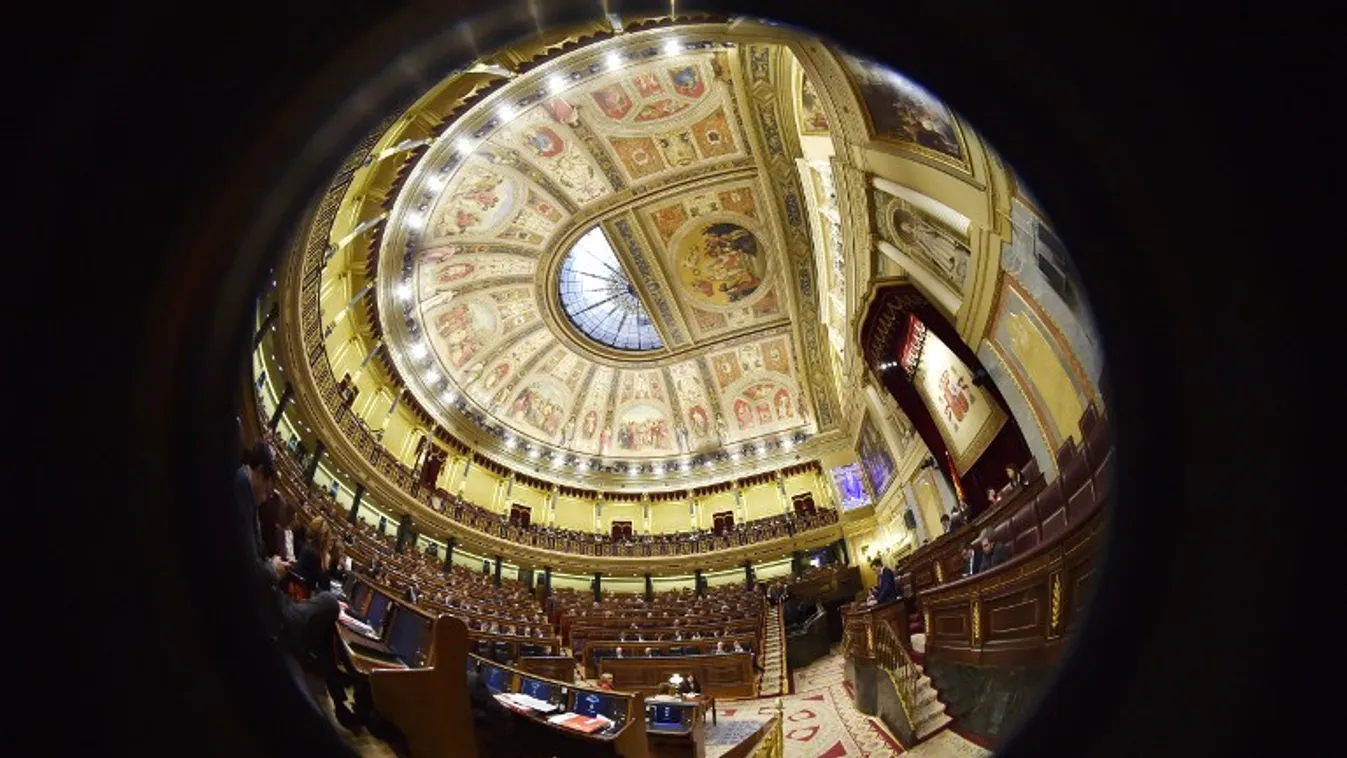 Két hónapjuk maradt vitázni a miniszterelnök személyéről