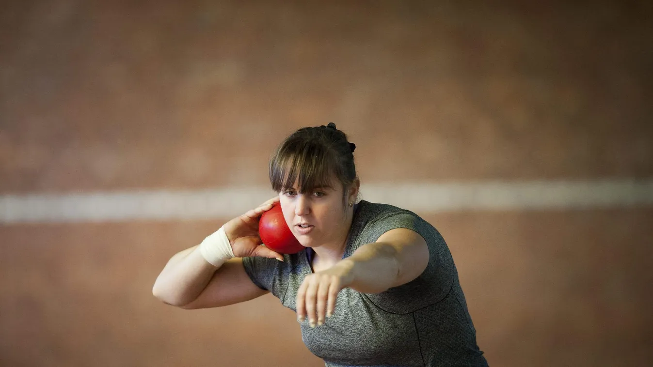 Országos csúccsal vb-ezüstérmes Márton Anita