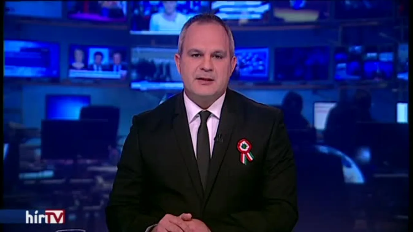 Tanártüntetés: megtelt a Kossuth tér – bejelentkezés 17 órakor