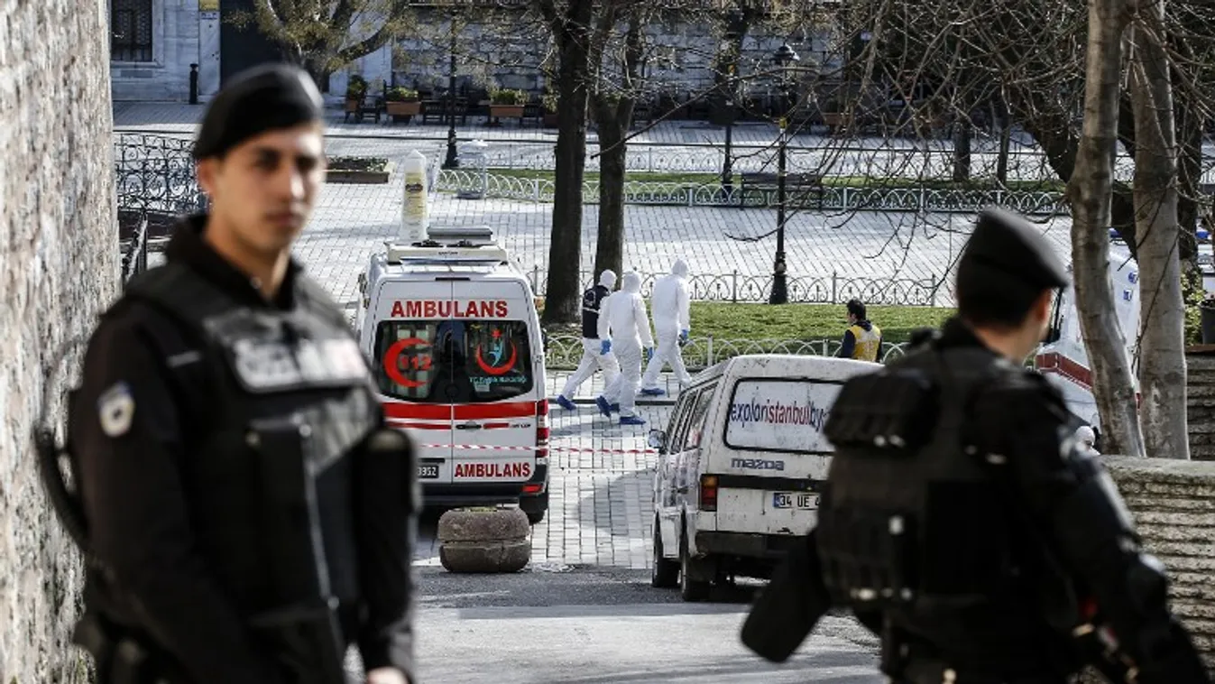 Női terroristák támadtak meg egy rendőrőrsöt