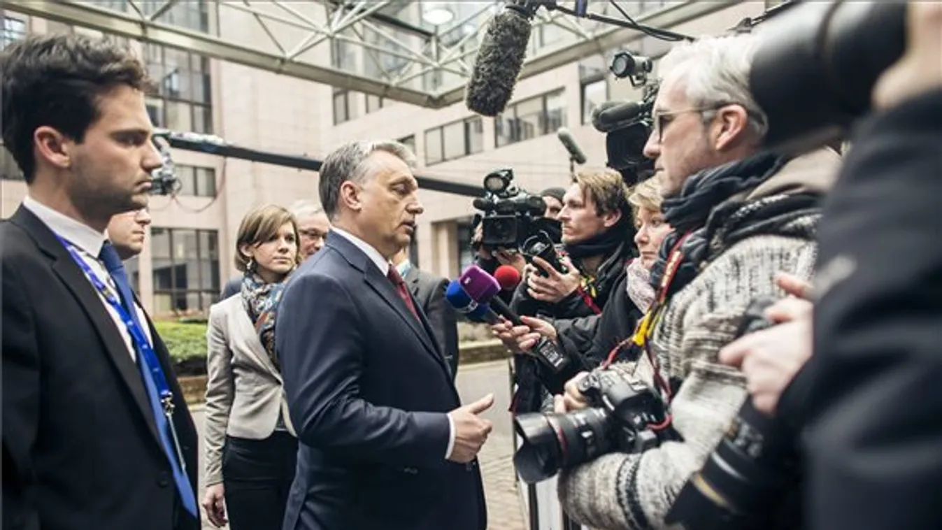 Orbán: Senki nem jöhet át engedély nélkül