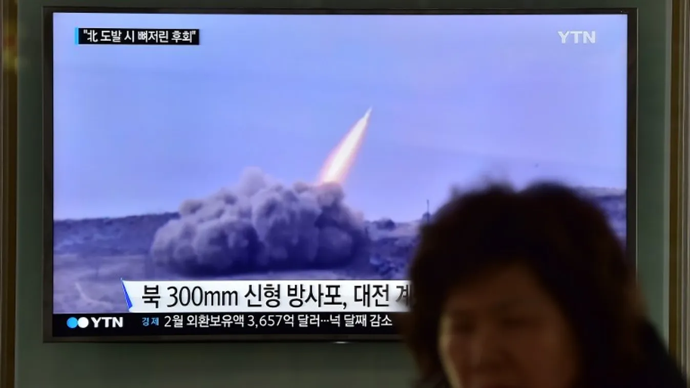 Észak-Korea újabb rakétákat lőtt ki