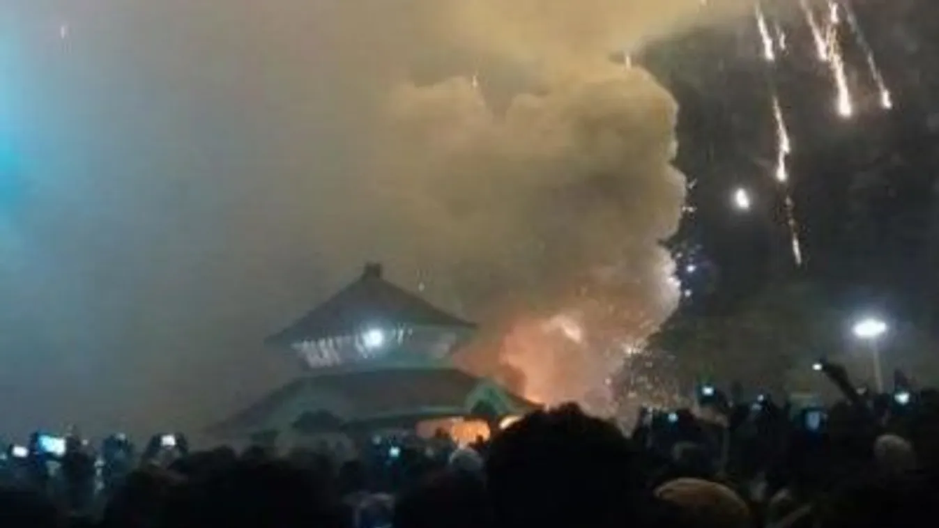 Rengetegen égtek halálra egy templomtűzben