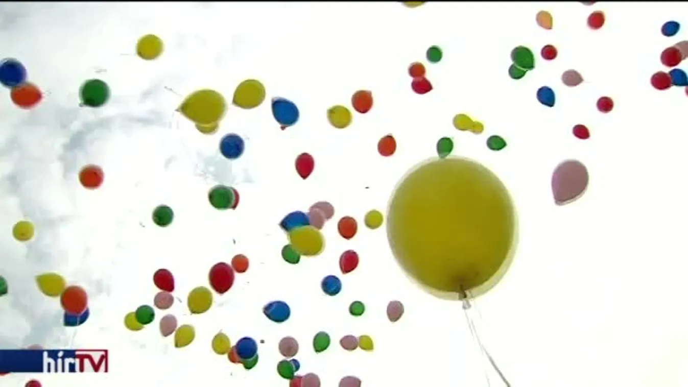 Sport és lufi a költészet napján