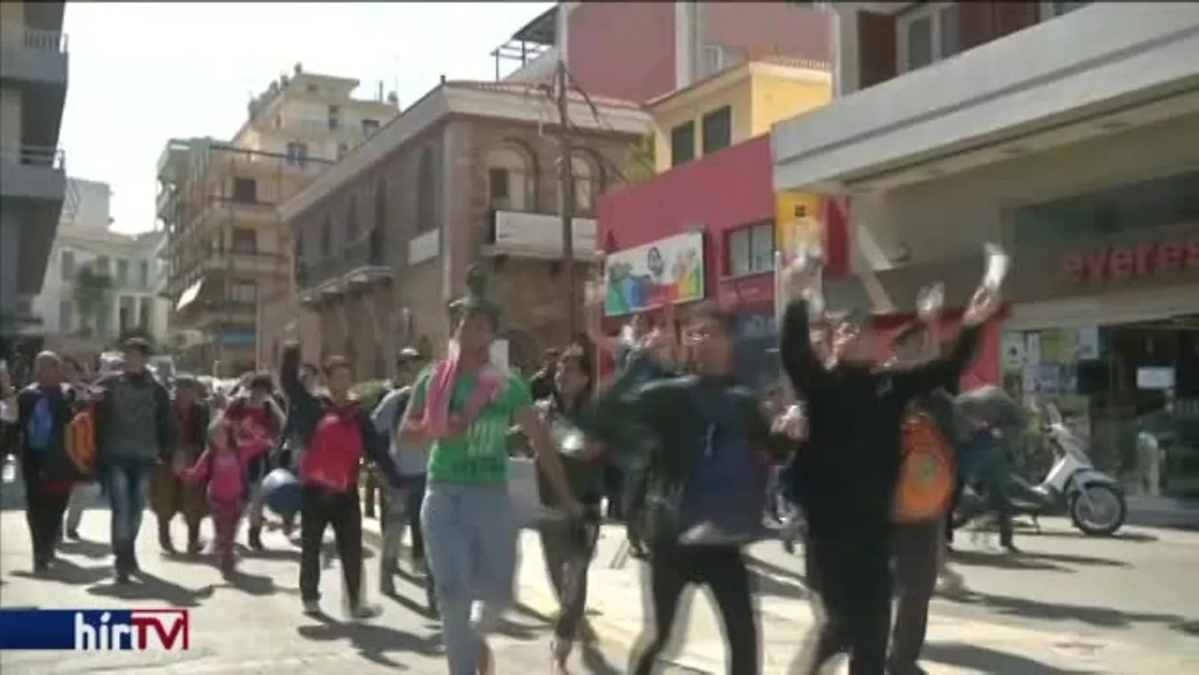 Megszavazták: hétfőtől visszaküldhetik a szíreket