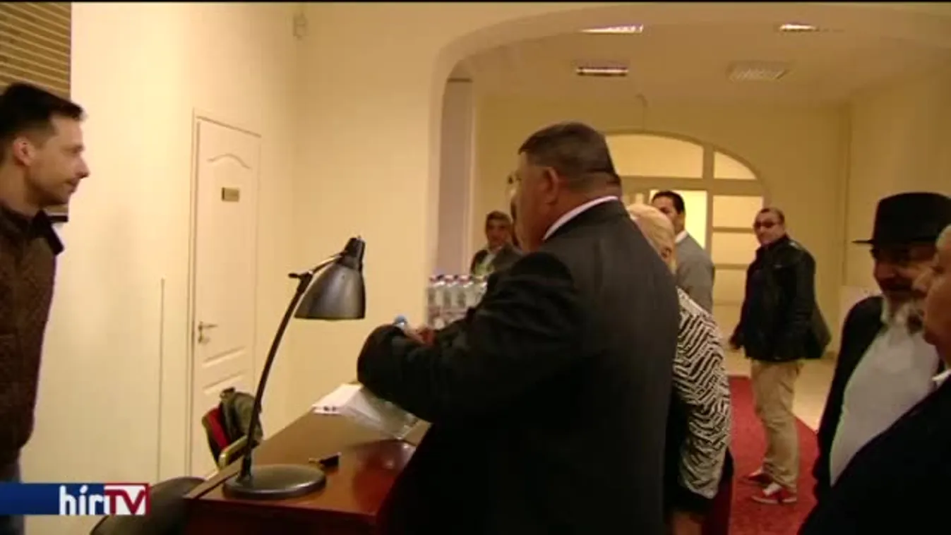 Még mindig Farkas Flórián mozgatja a szálakat?