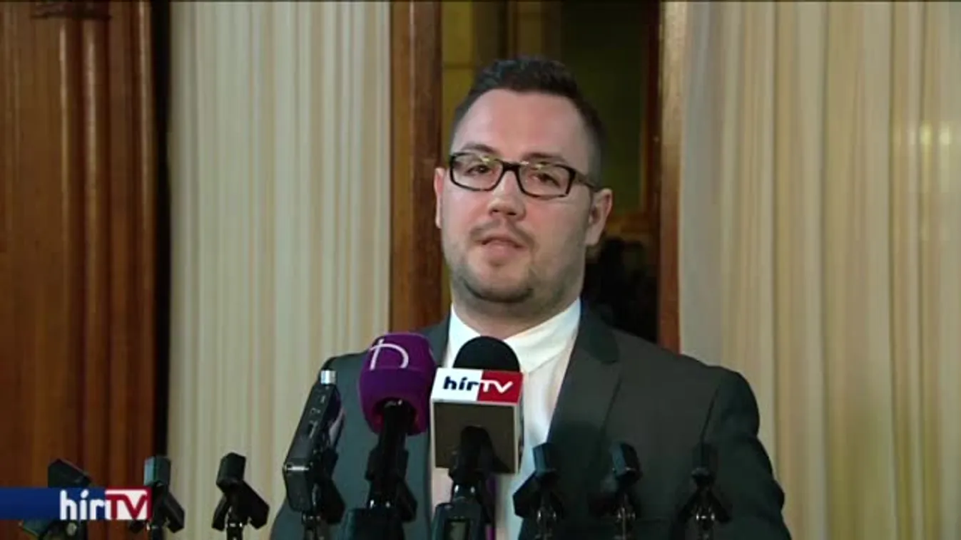 Az LMP tiltakozik a Postatörvény módosítása miatt