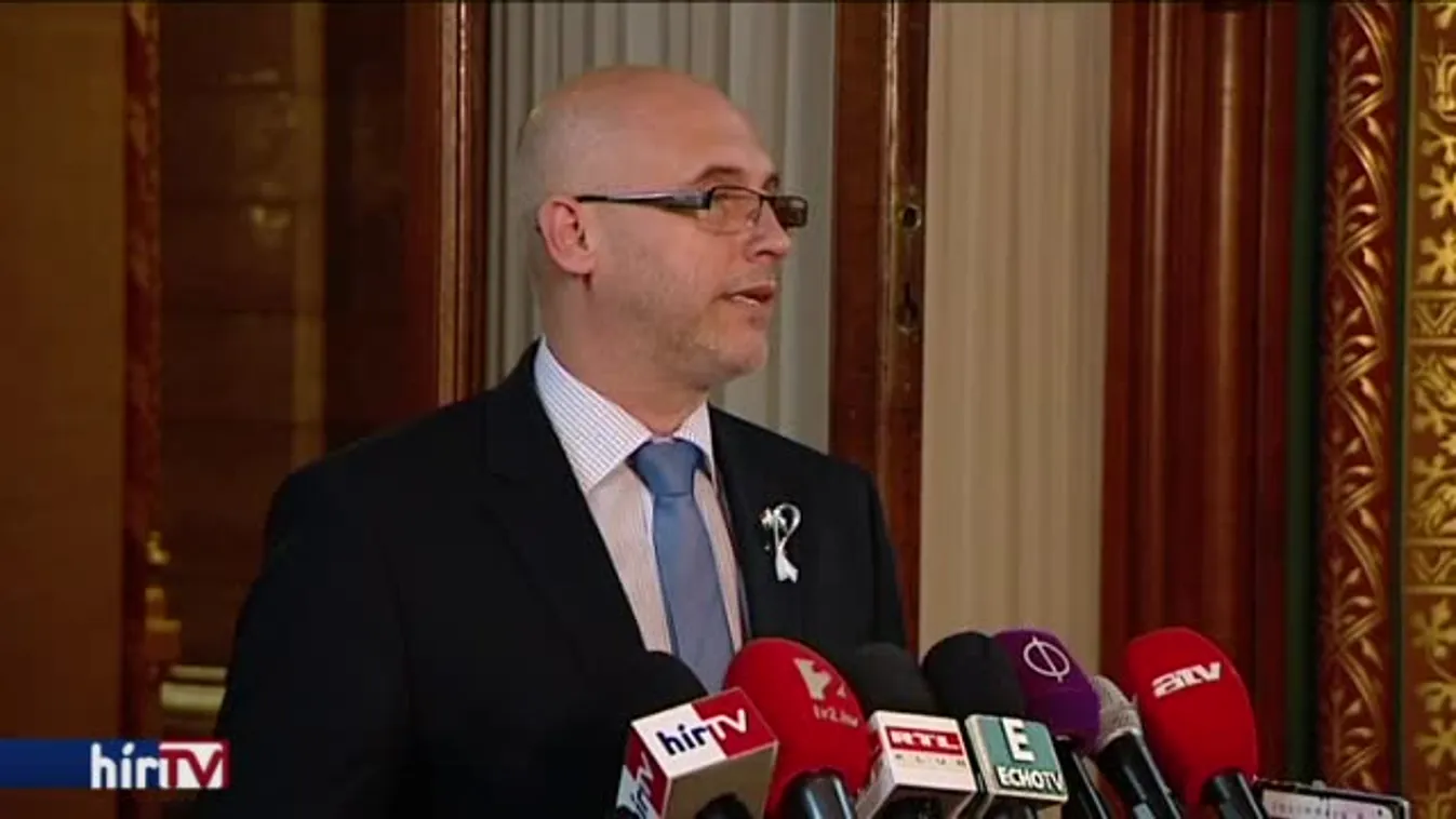 Tóbiás: A boltzár visszavonásával győzött a társadalmi akarat és az MSZP