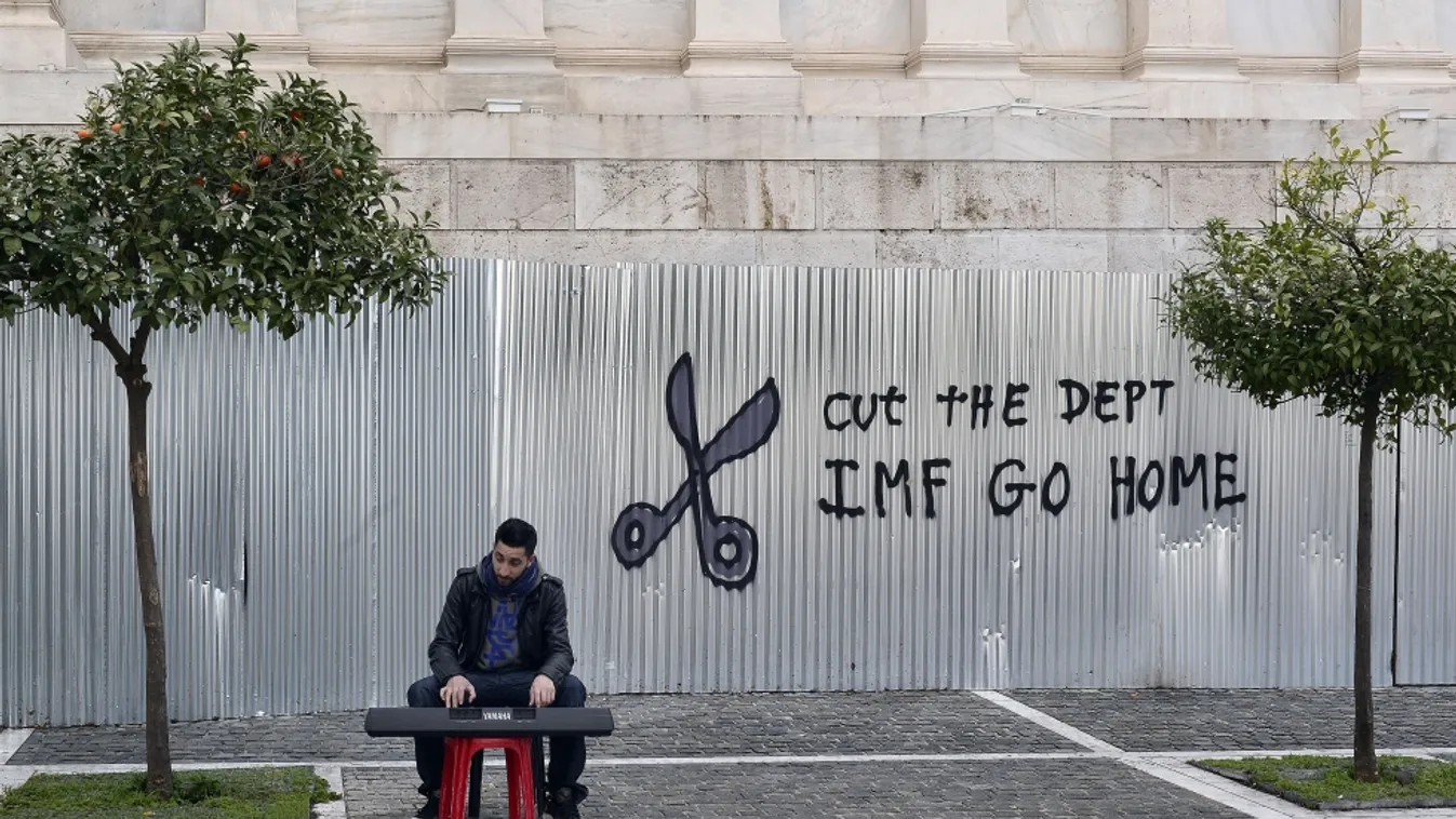 Újra csődközelben a görögök