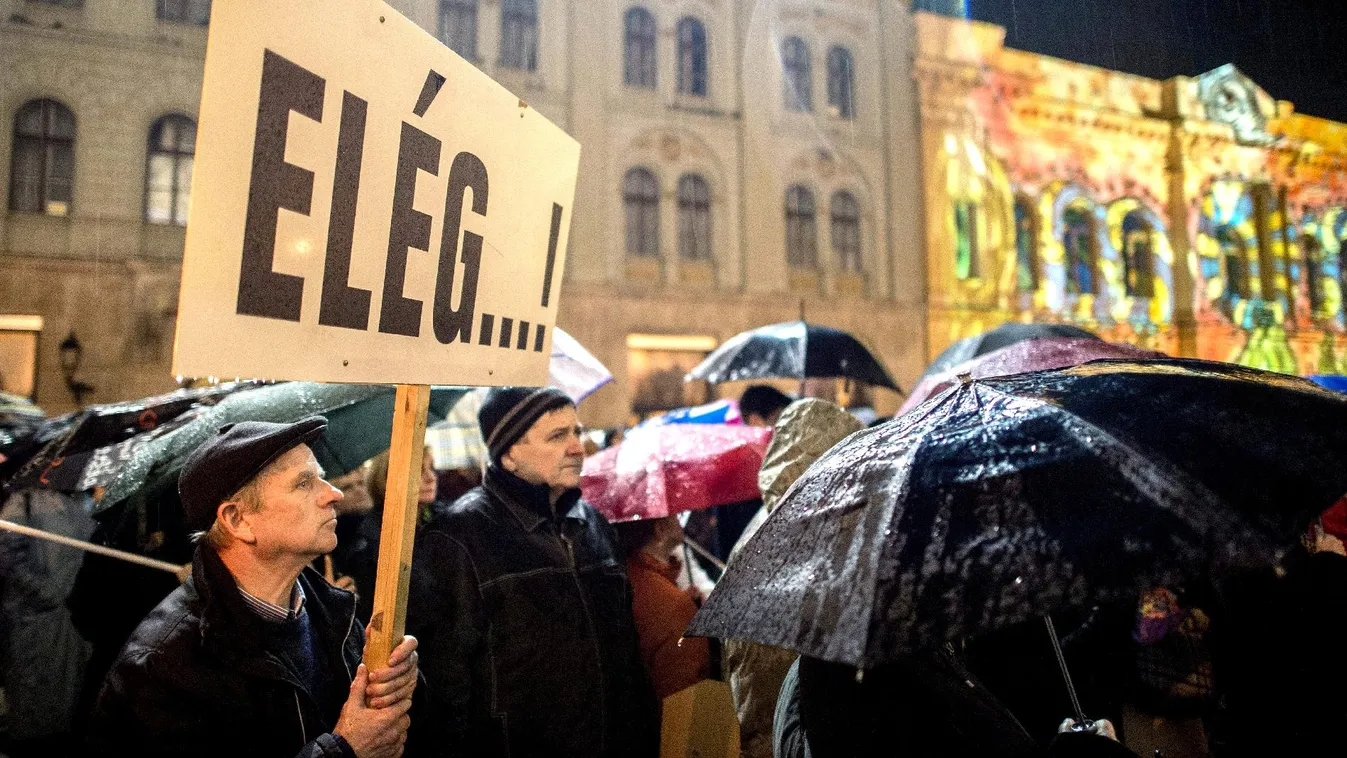 A jövő héten sztrájkolhatnak a tanárok