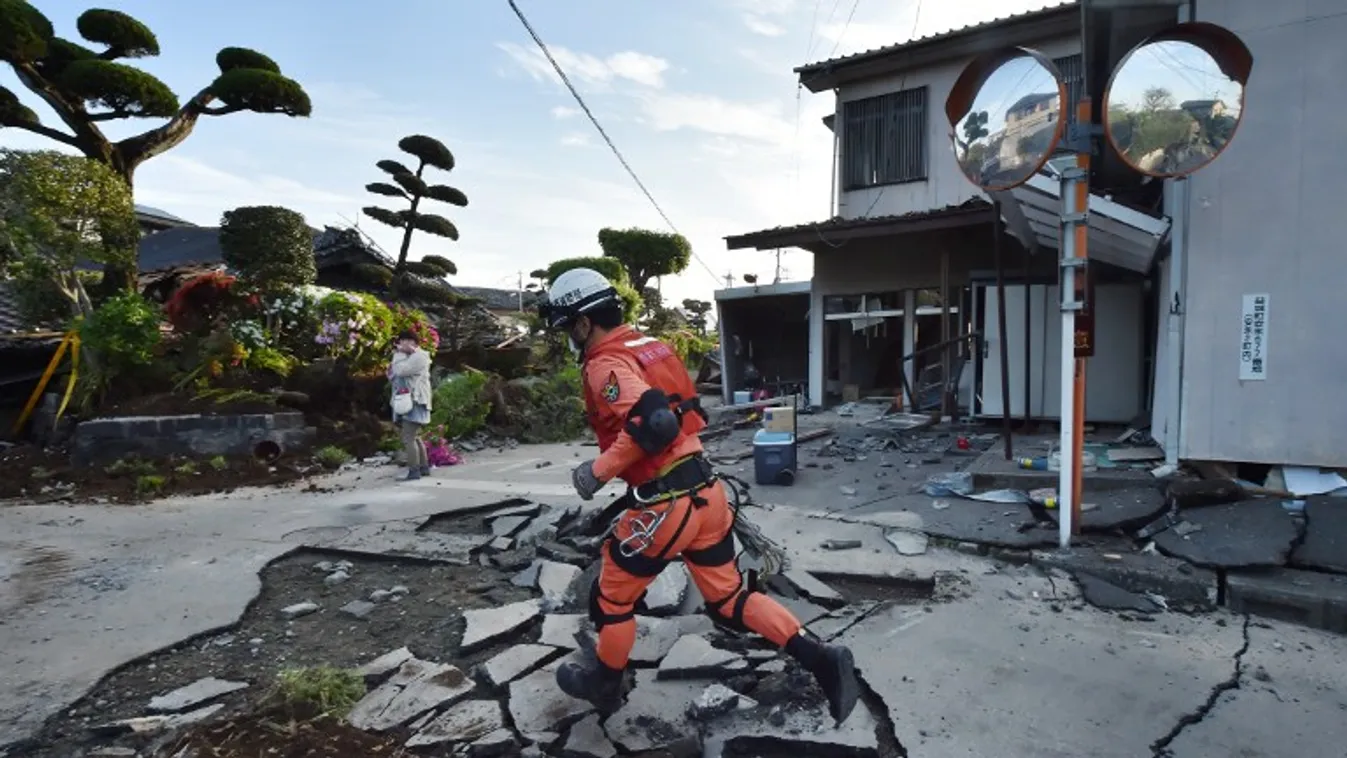 Szinte tízpercenként megremeg a föld