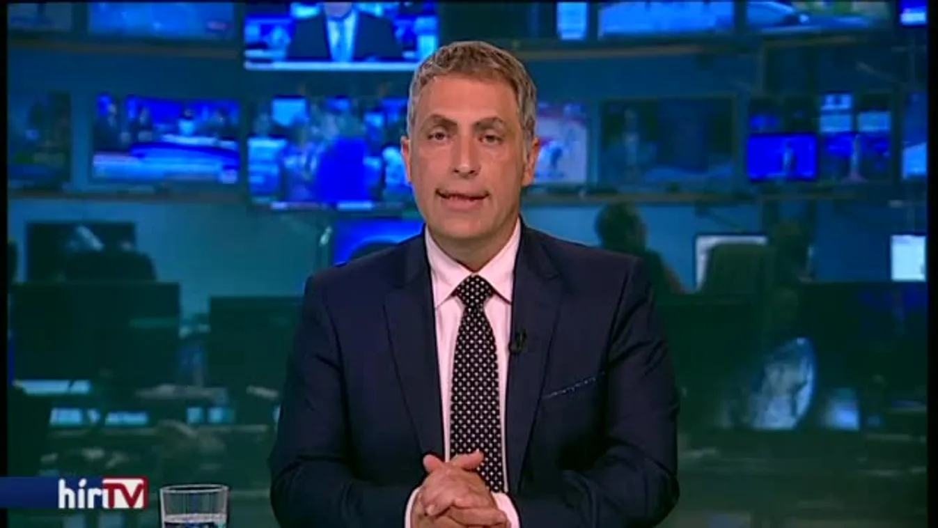Elegük lett Merkelből