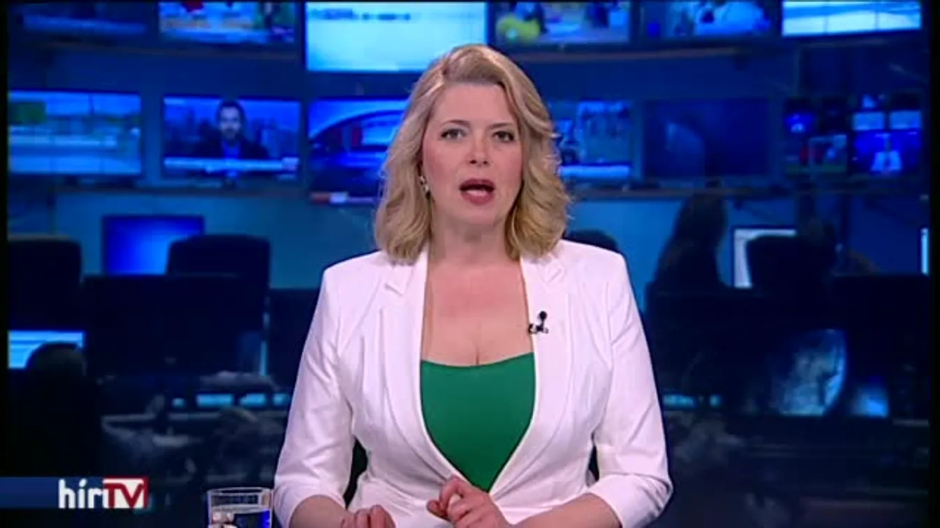 A 32 között Babos Tímea