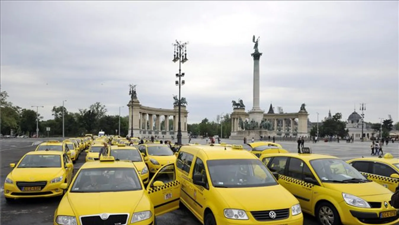 Megint tüntettek a taxisok