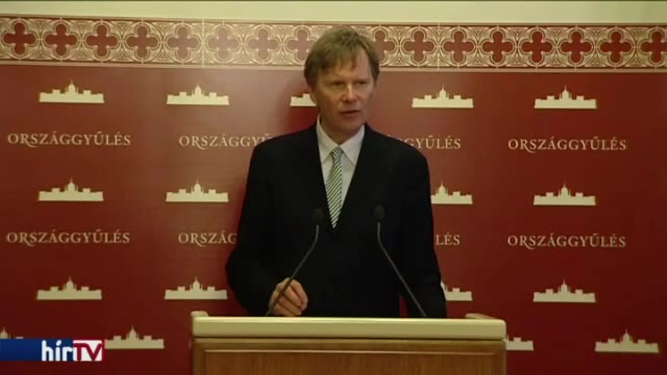 Fodor Gábor: A kormánypárti képviselők is Soros-pénzen tanultak, illik róla tisztelettel beszélni