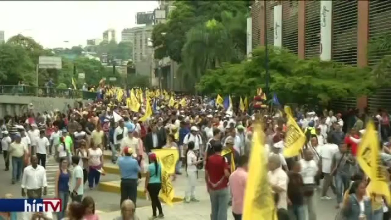 Marad a gazdasági szükségállapot Venezuelában