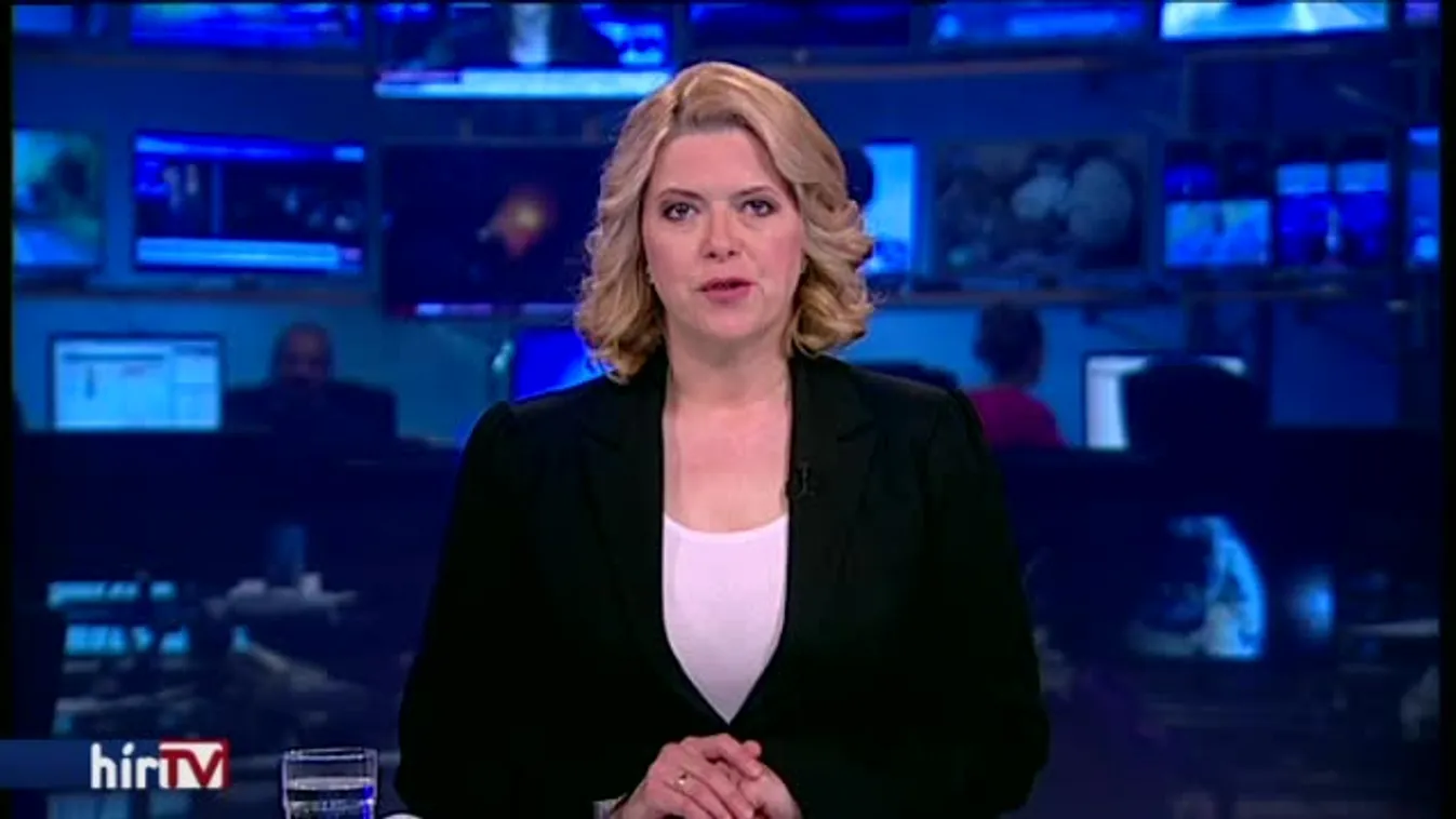 Diktátori eszközöket rendelt el az államfő