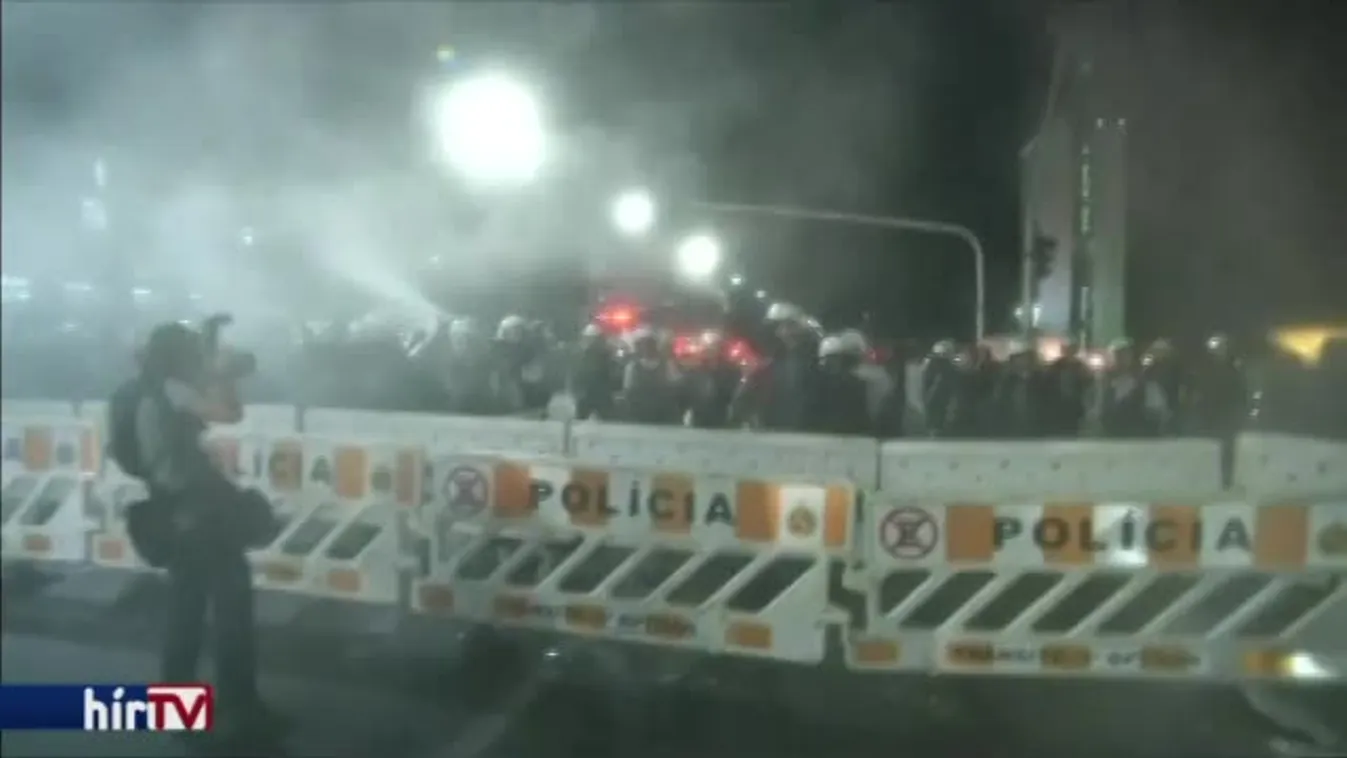 Összecsapások Brazíliában a kormányválság miatt