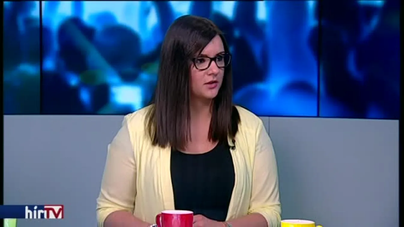 Reggeli járat - Egyetemistákat vertek meg a biztonságiak