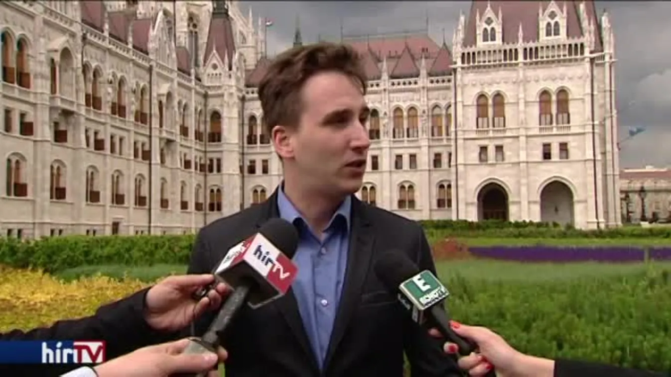 PM: Ostoba lépés az Uber betiltása!