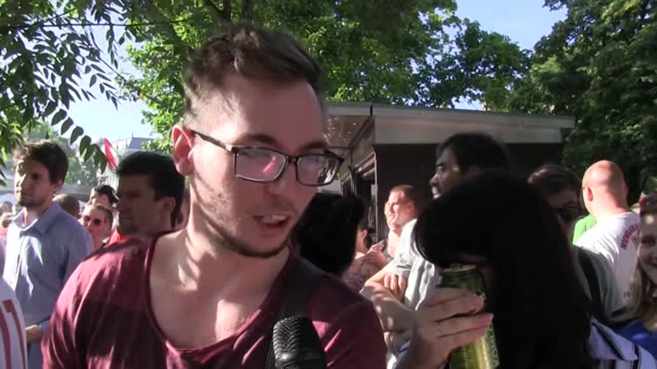 Bevették Budapestet a focidrukkerek a magyar-izland után