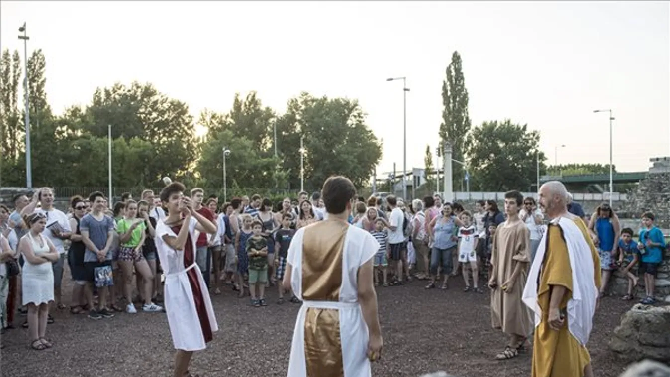 Gladiátorok, Pompeji és keményvonalas kommunisták