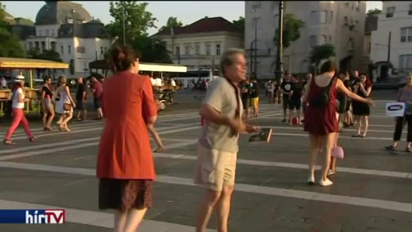 Nem mindenki elégedett a fizetésemeléssel