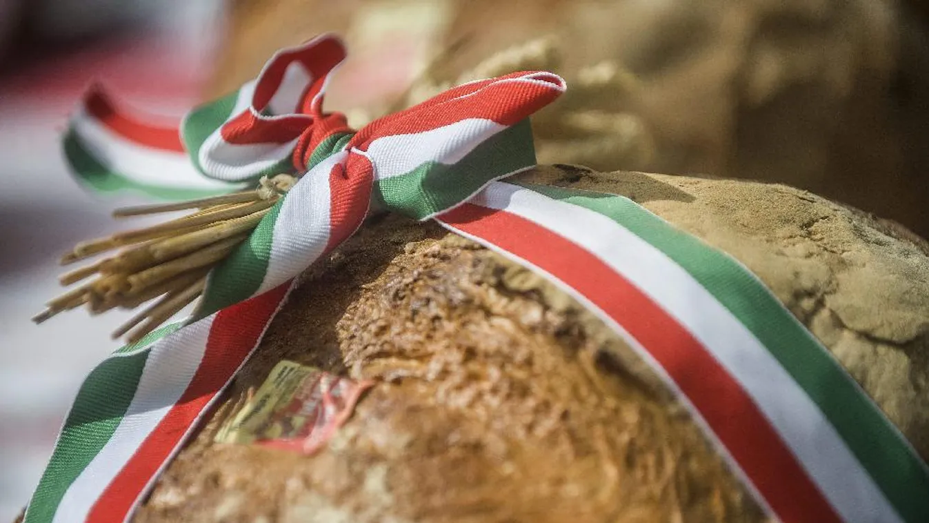 Idén is megsütik a magyarok kenyerét