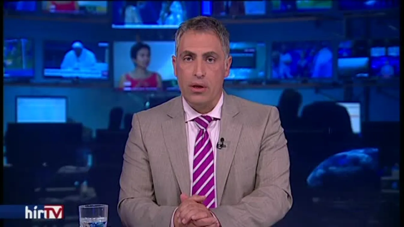 Tehervonatba rohant a személyvonat