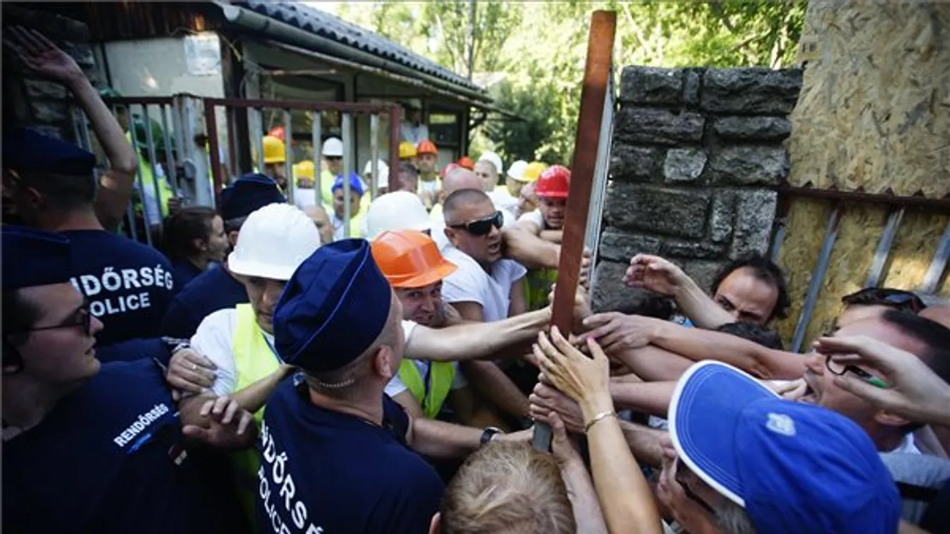 Hol a civil engedetlenség határa? – Civil kaszinó