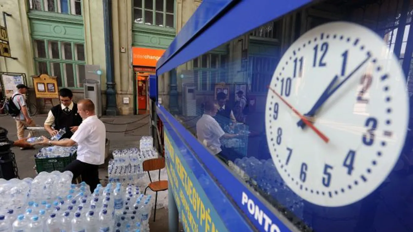 Kánikula – Panaszkönyv