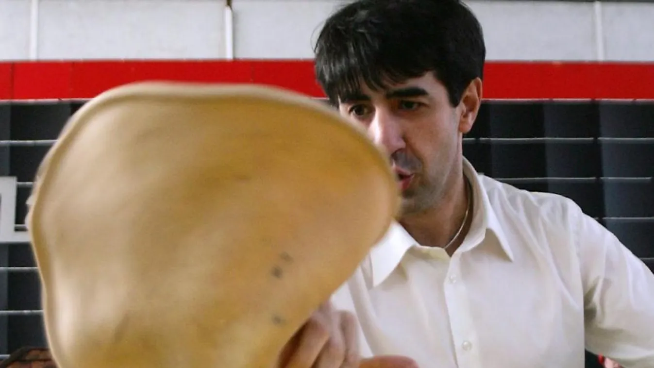 Pizzák, limonádék, borok, csirkecombok – Panaszkönyv (ismétlés)