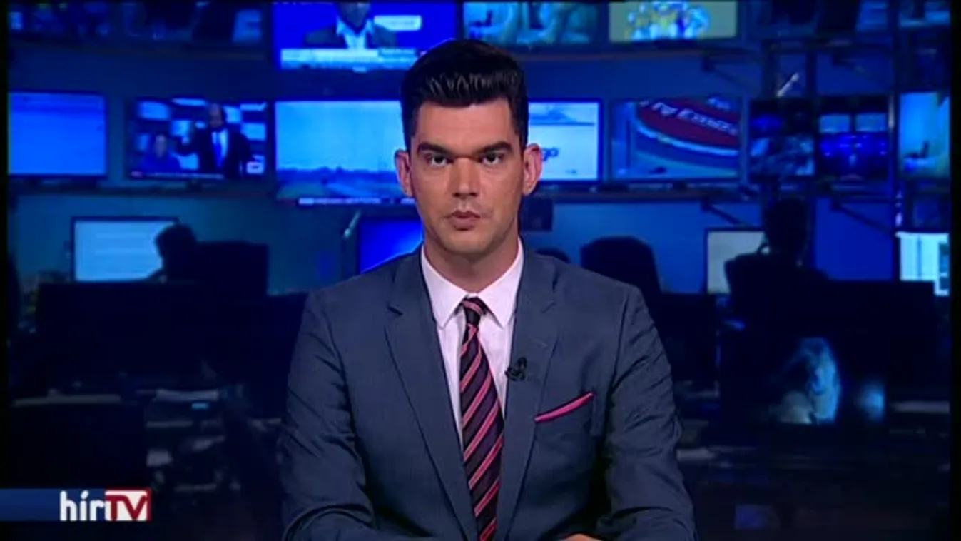 Alvó utastársait fosztogatta